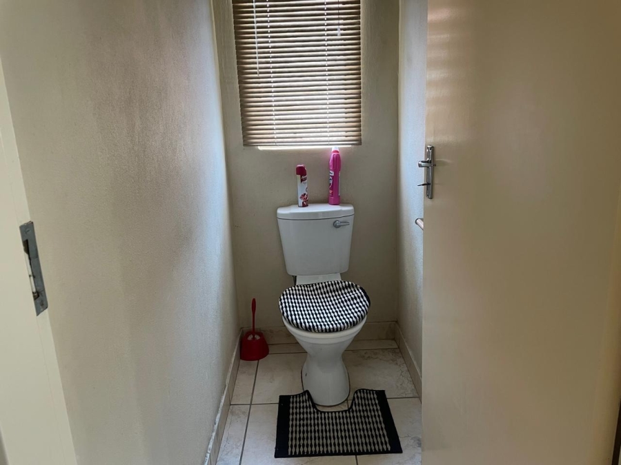 3 Bedroom Property for Sale in Freedom Park North West